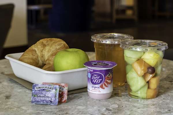 Amenities - Hyatt Place Hotel The Woodlands