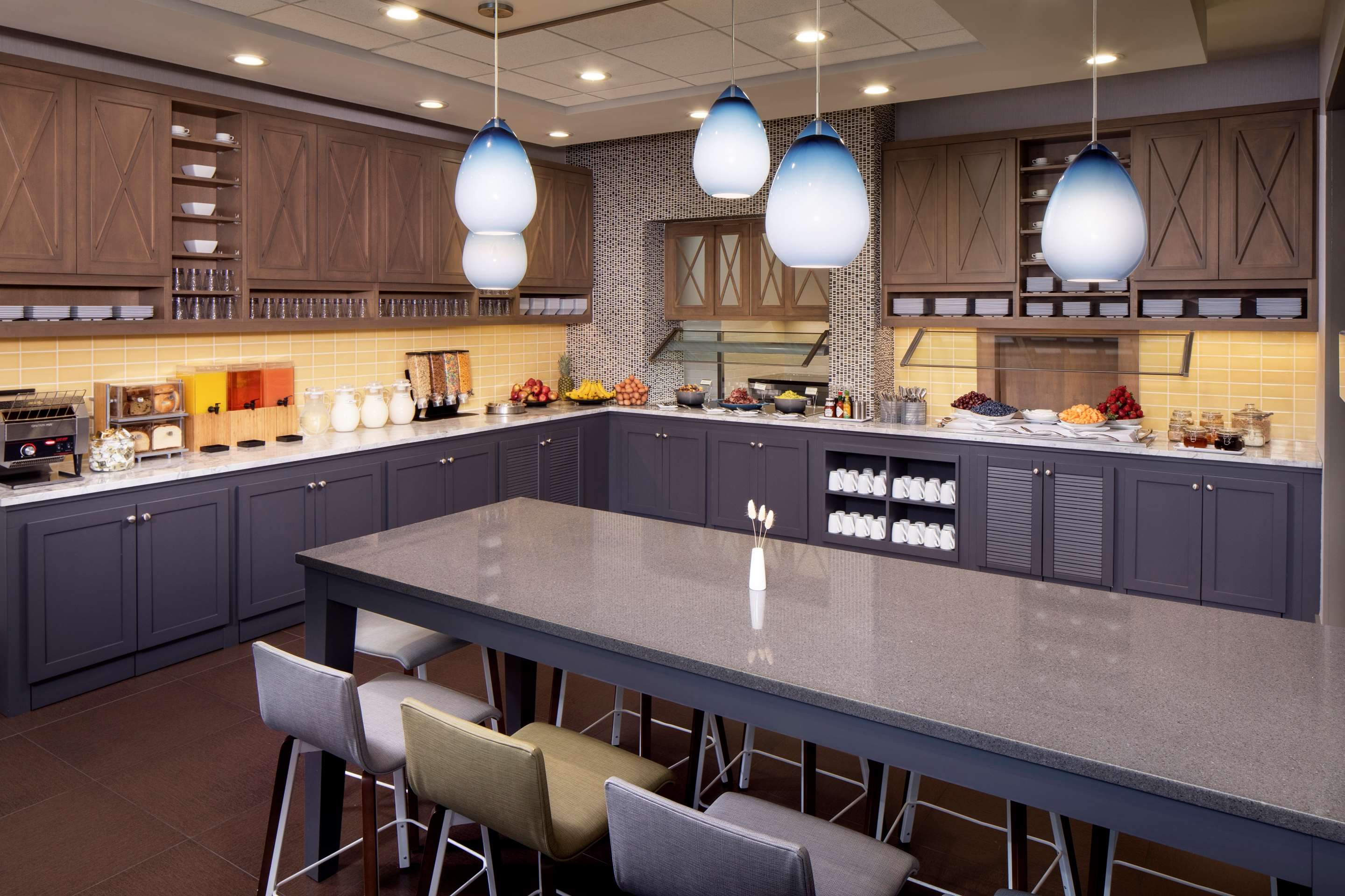 Restaurant | Hyatt Place Long Island East End
