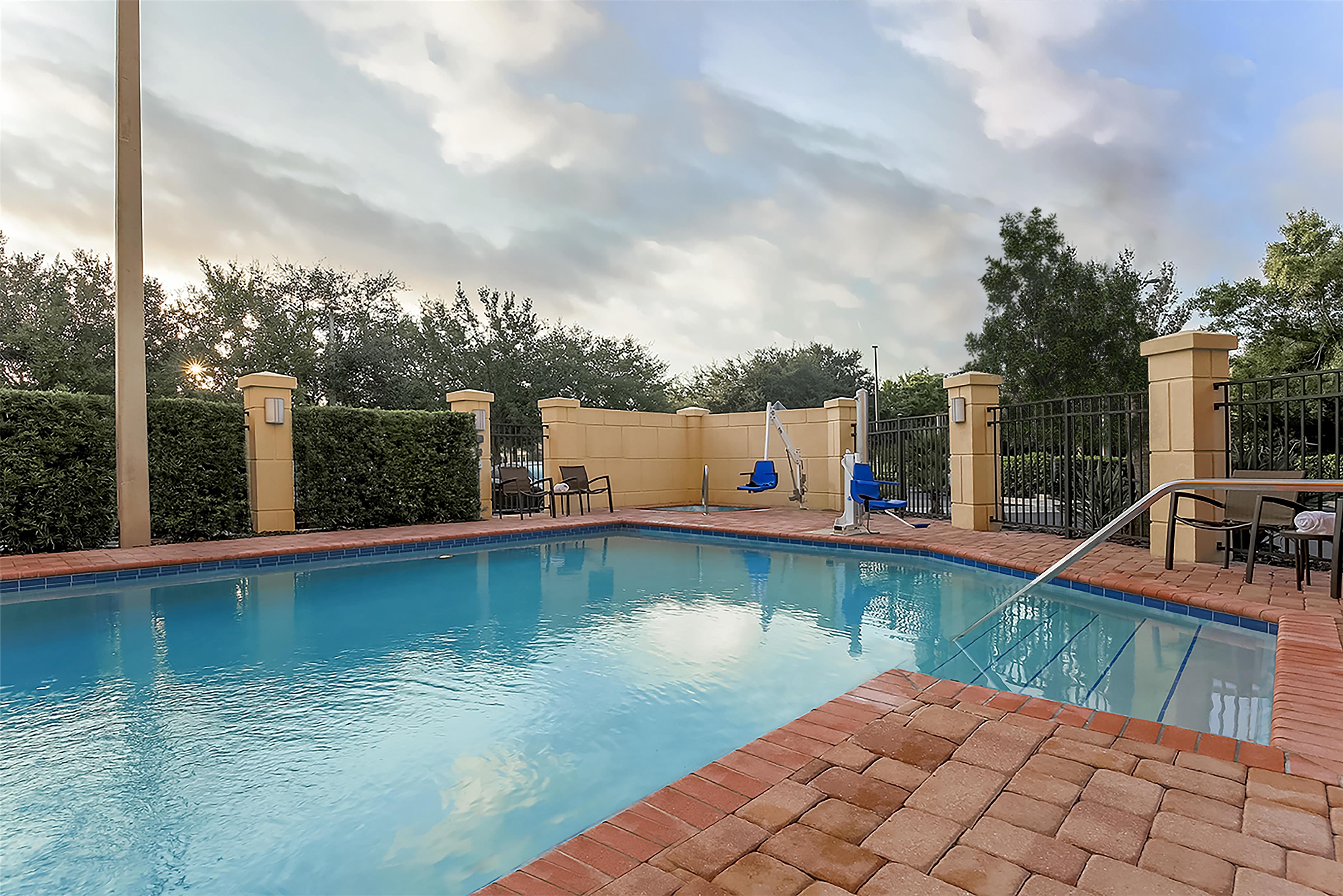 Pool | Hyatt Place Lake Mary/Orlando North