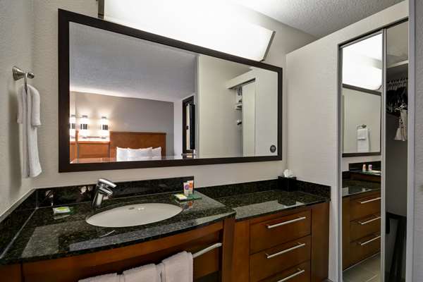  - Hyatt Place Hotel Airport Doral