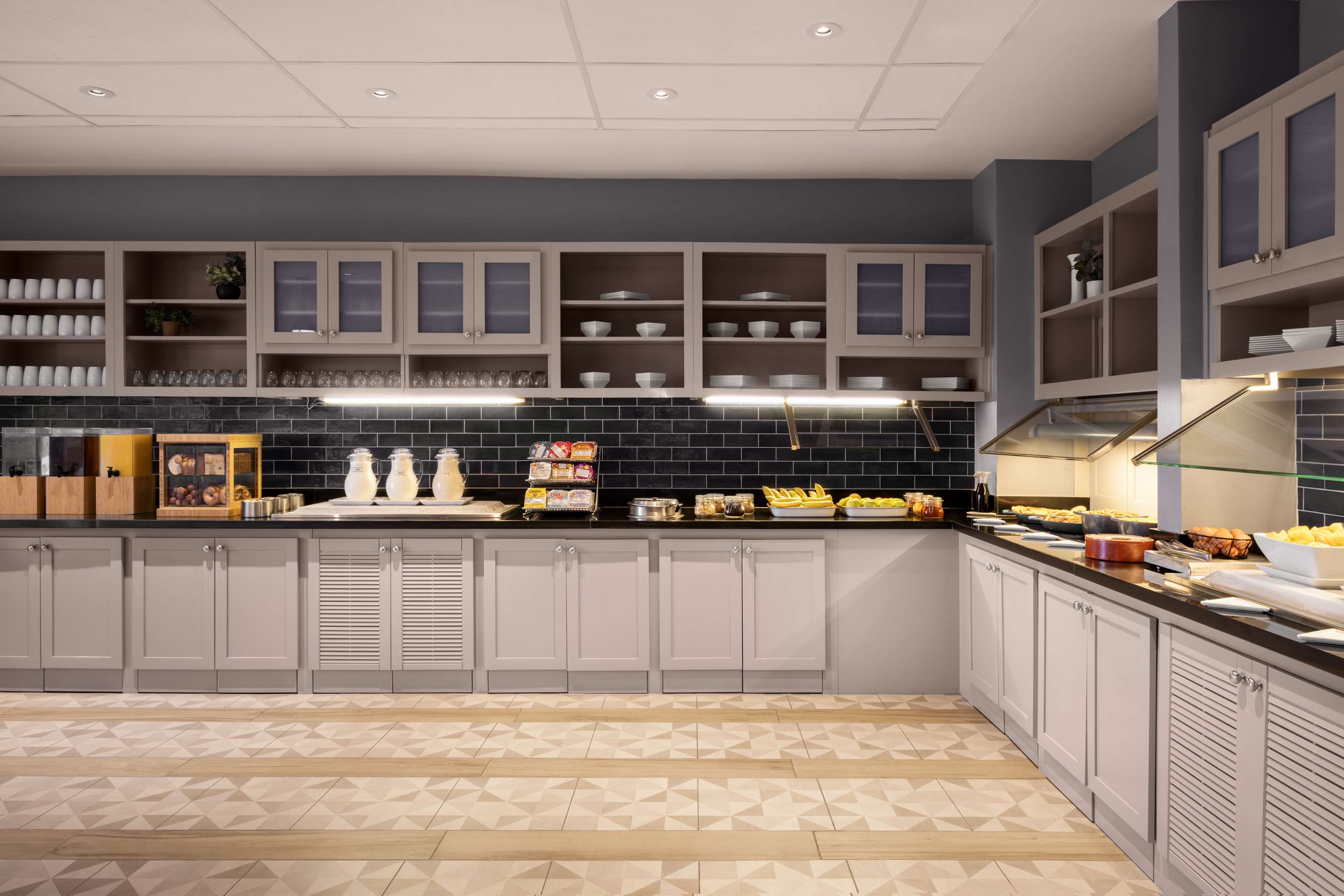 Restaurant | Hyatt Place Kansas City/Overland Park/Convention Center