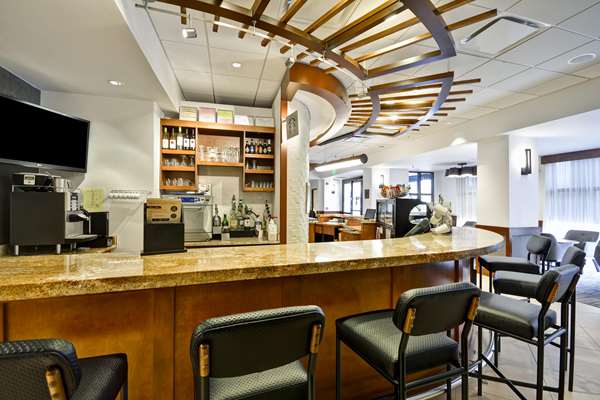 Bar - Hyatt Place Hotel Overland Park