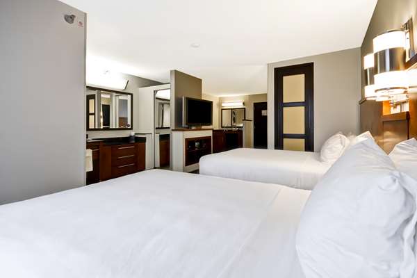  - Hyatt Place Hotel Overland Park