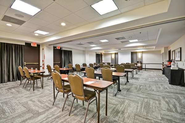  - Hyatt Place Hotel Overland Park