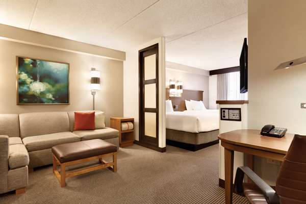  - Hyatt Place Hotel West Milwaukee - I-41, Exit 46