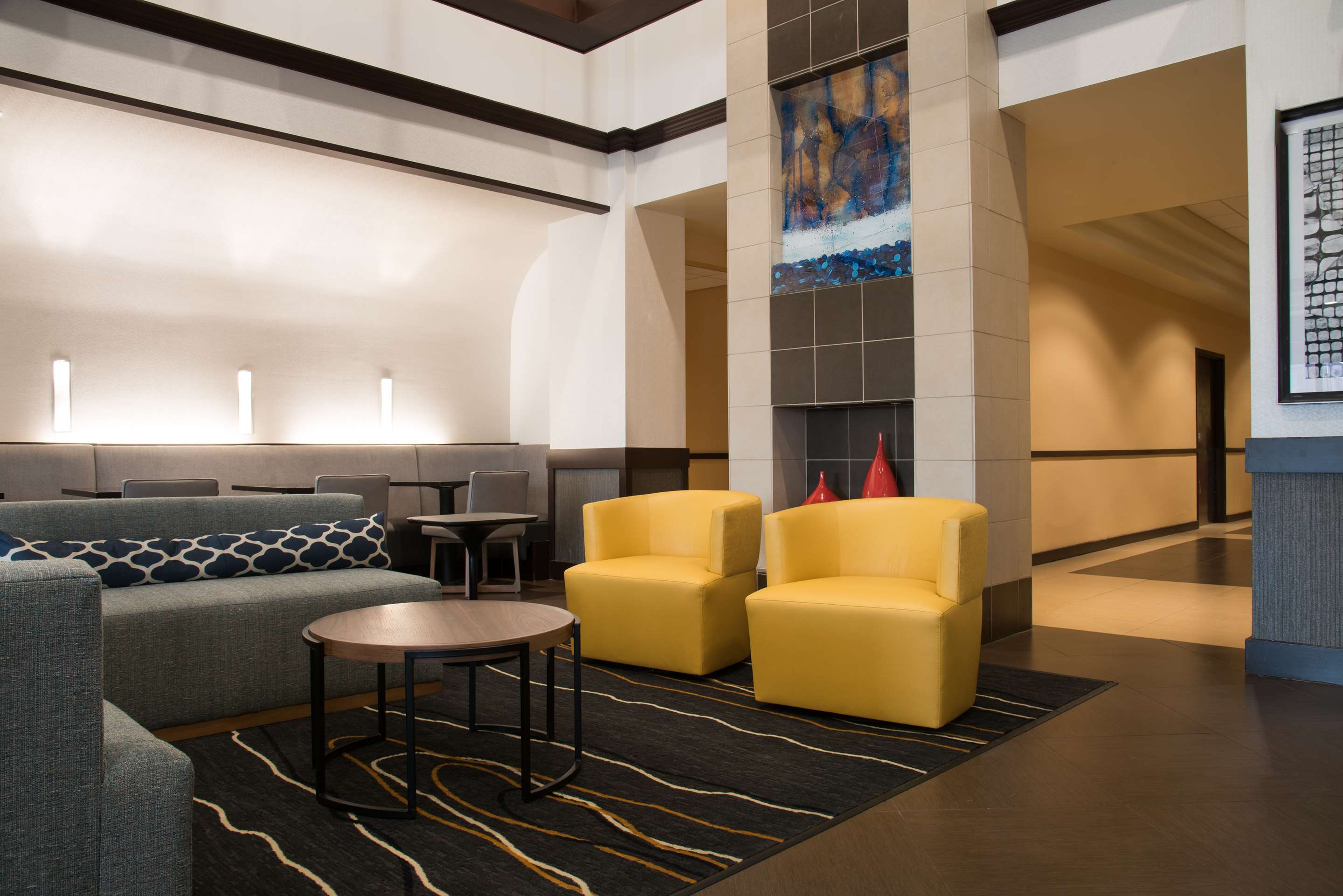 Lobby | Hyatt Place Eden Prairie