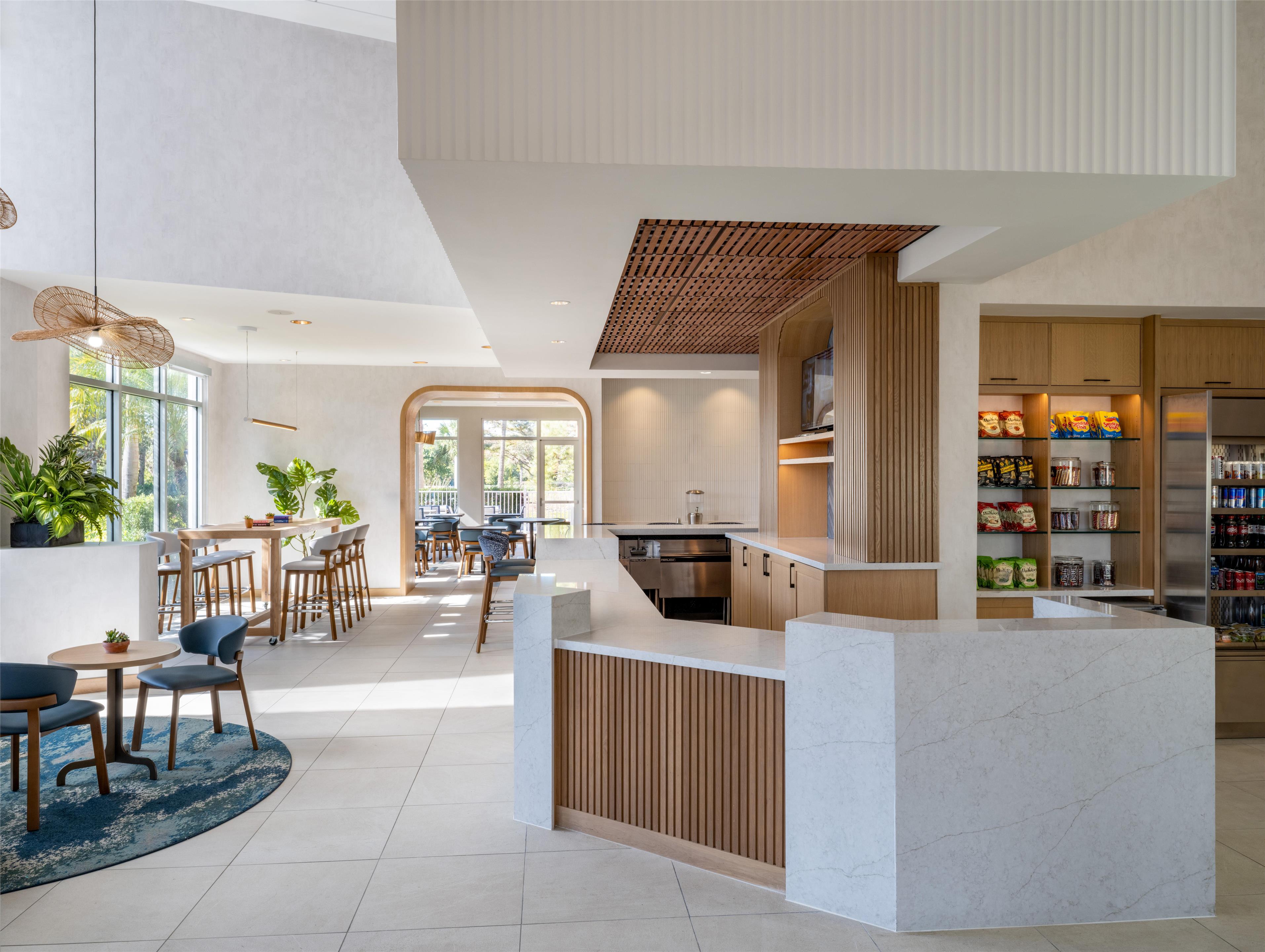 Lobby | Hyatt Place Fort Myers Estero