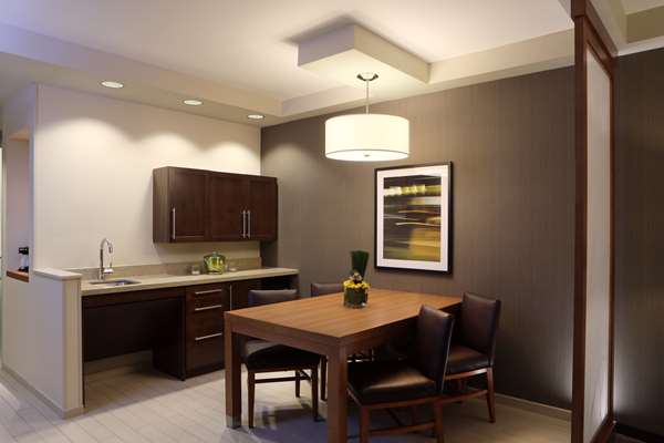 Suite - Hyatt Place Hotel La Guardia Airport Flushing