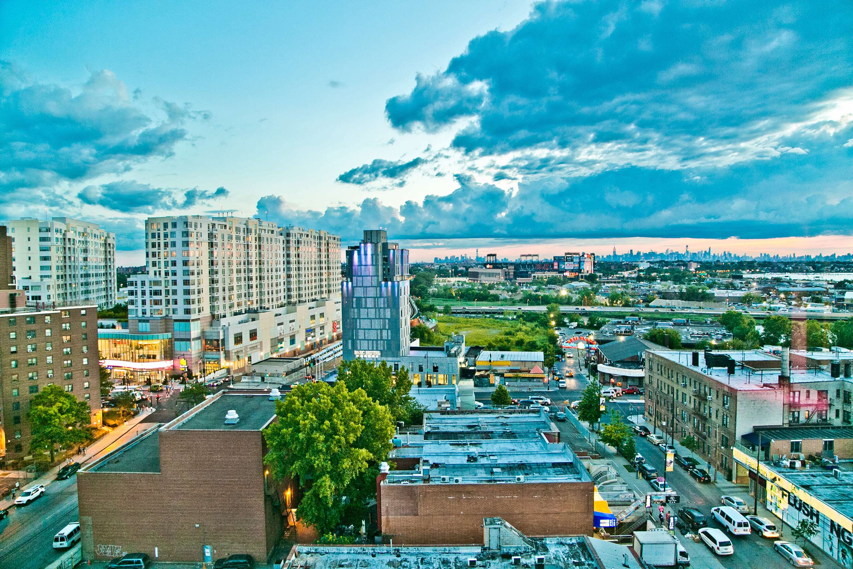 Destination | Hyatt Place Flushing/LaGuardia Airport