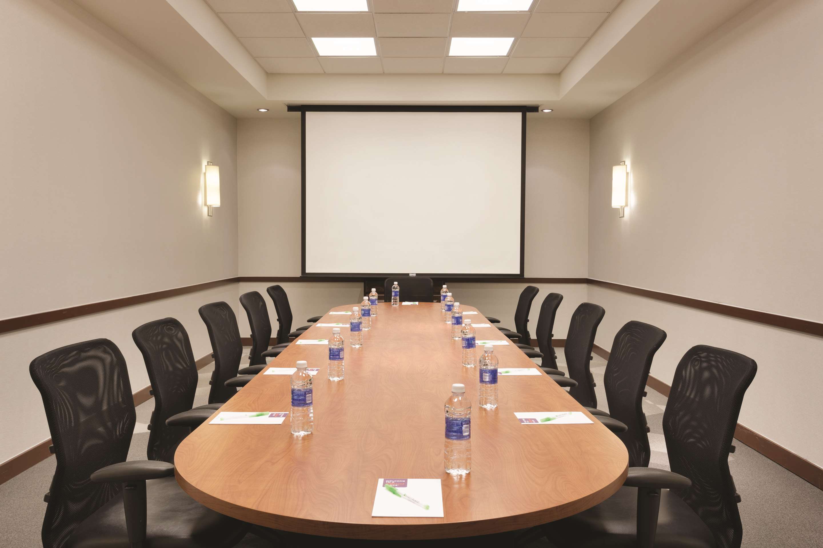 Meeting Room | Hyatt Place Portland Airport/Cascade Station