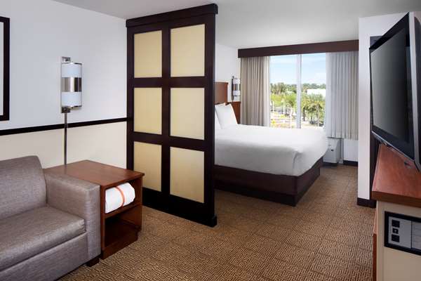 - Hyatt Place Hotel Mesa