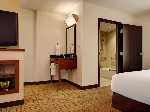  - Hyatt Place Hotel Downtown Riverside