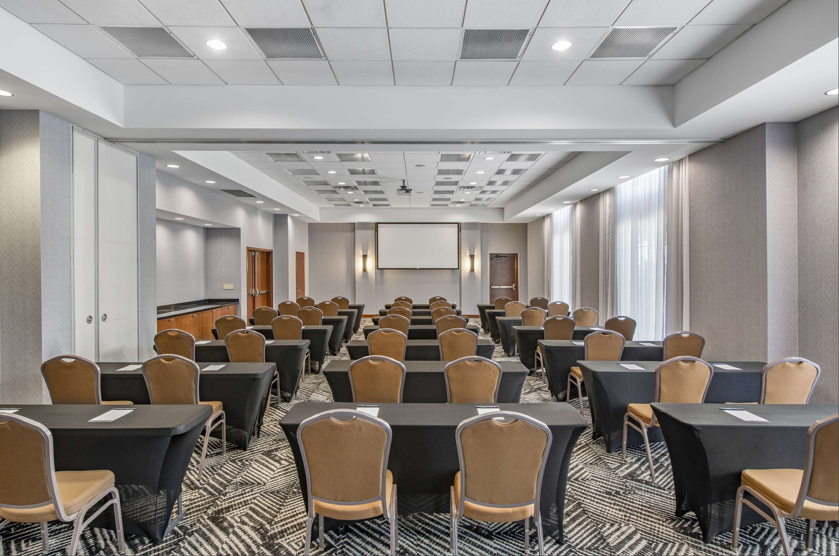 Meeting Room | Hyatt Place Riverside Downtown