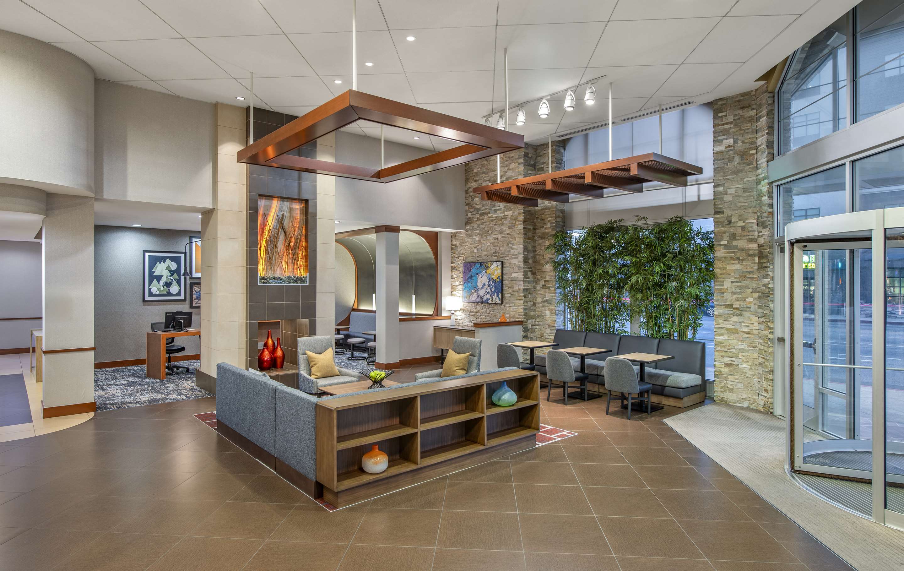 Lobby | Hyatt Place Riverside Downtown