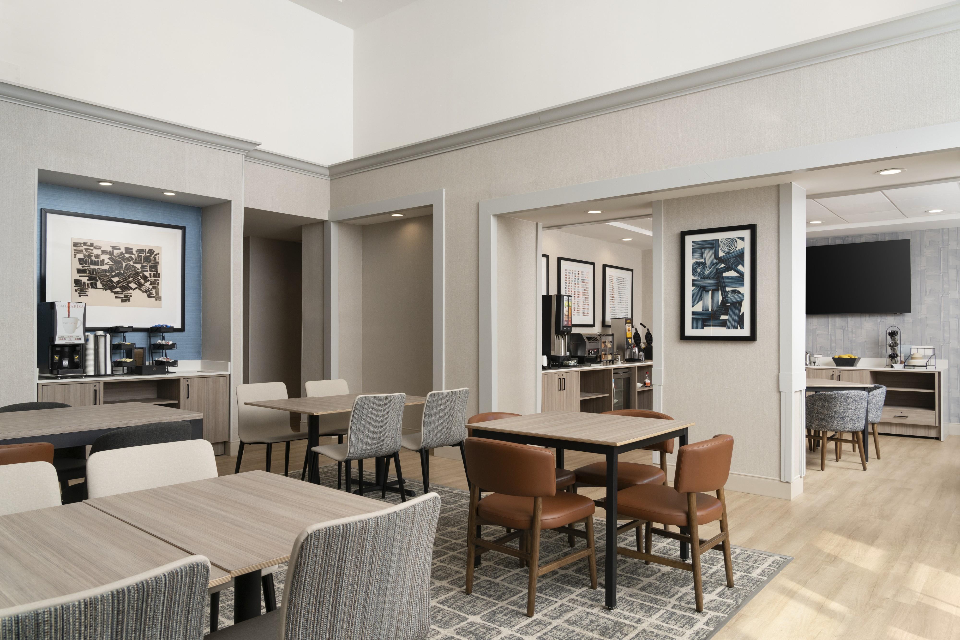Restaurant | Hyatt Place Richmond/Chester