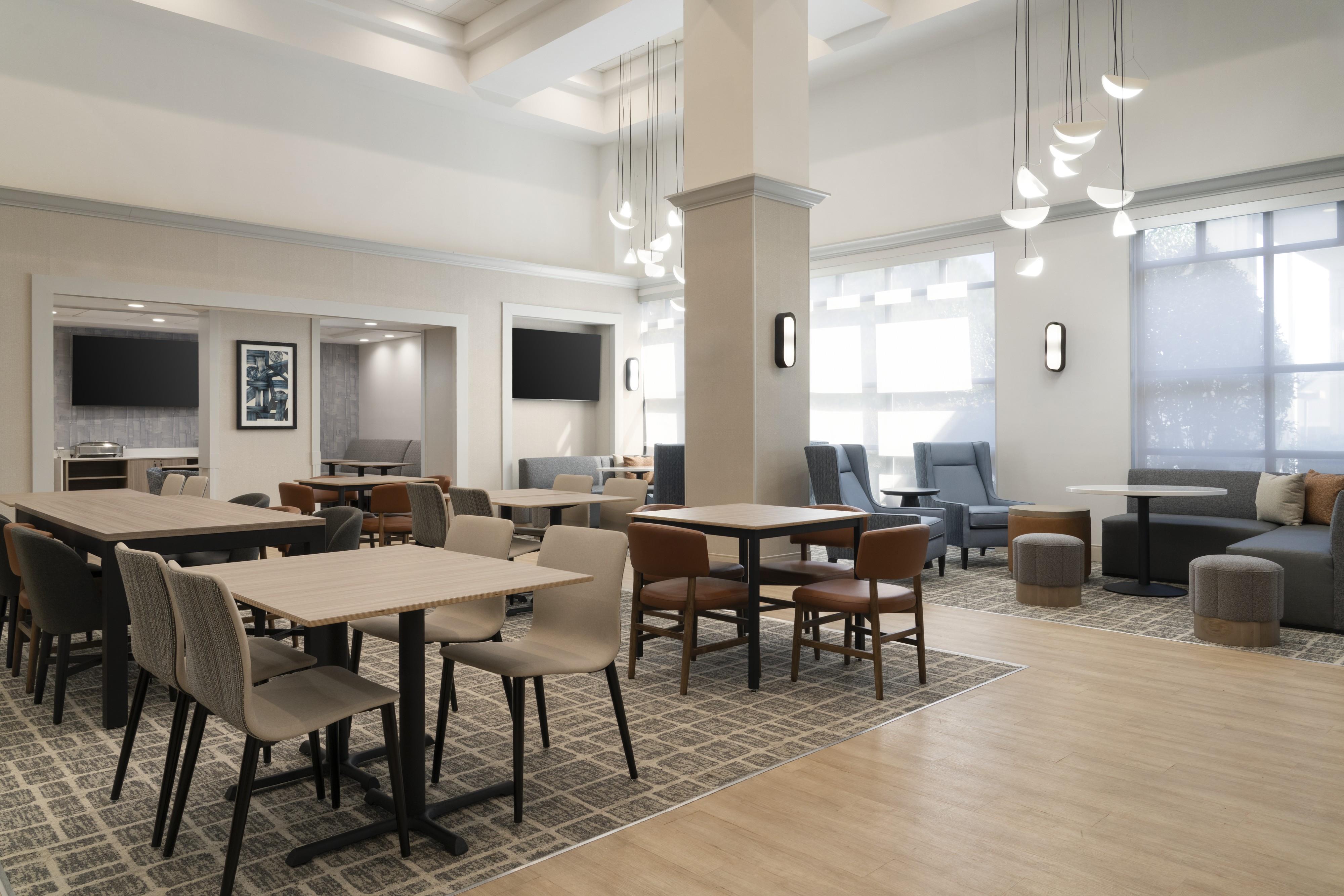 Lobby | Hyatt Place Richmond/Chester