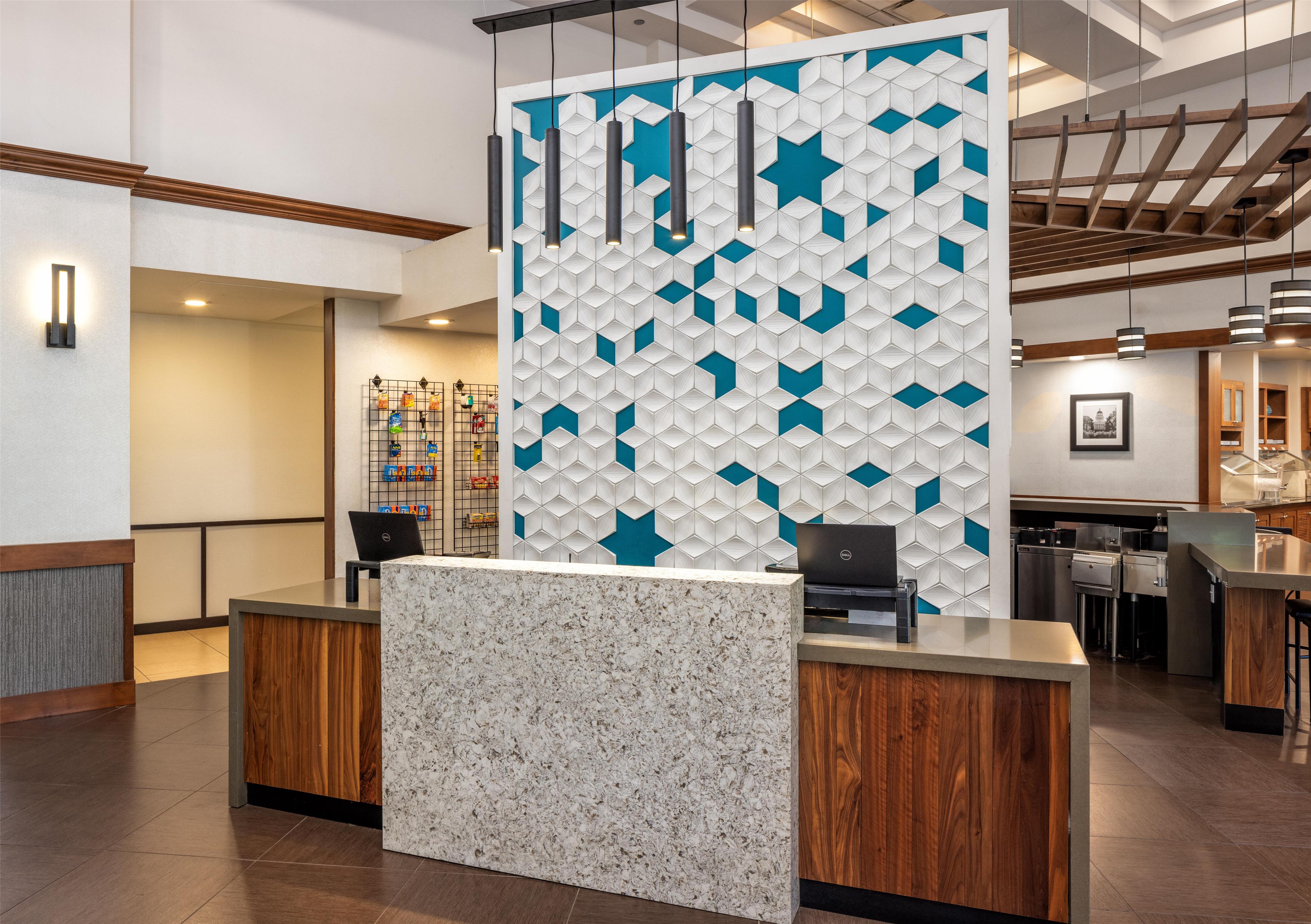 Lobby | Hyatt Place Sacramento/Rancho Cordova
