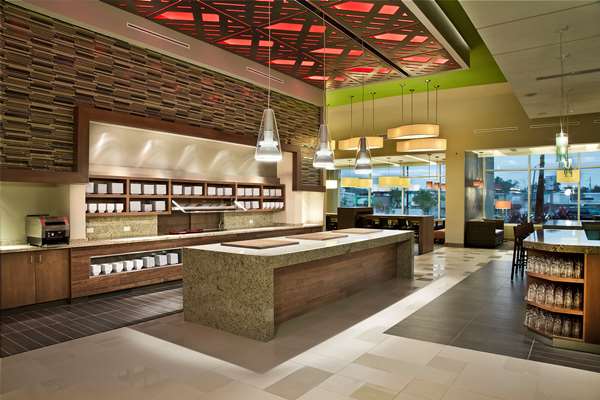 Restaurant - Hyatt Place Hotel Bayamon