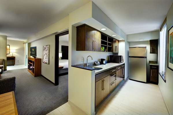 Suite - Hyatt Place Hotel Davis - I-80, Exit 71