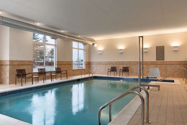 Pool - Hyatt Place Hotel Chesterfield