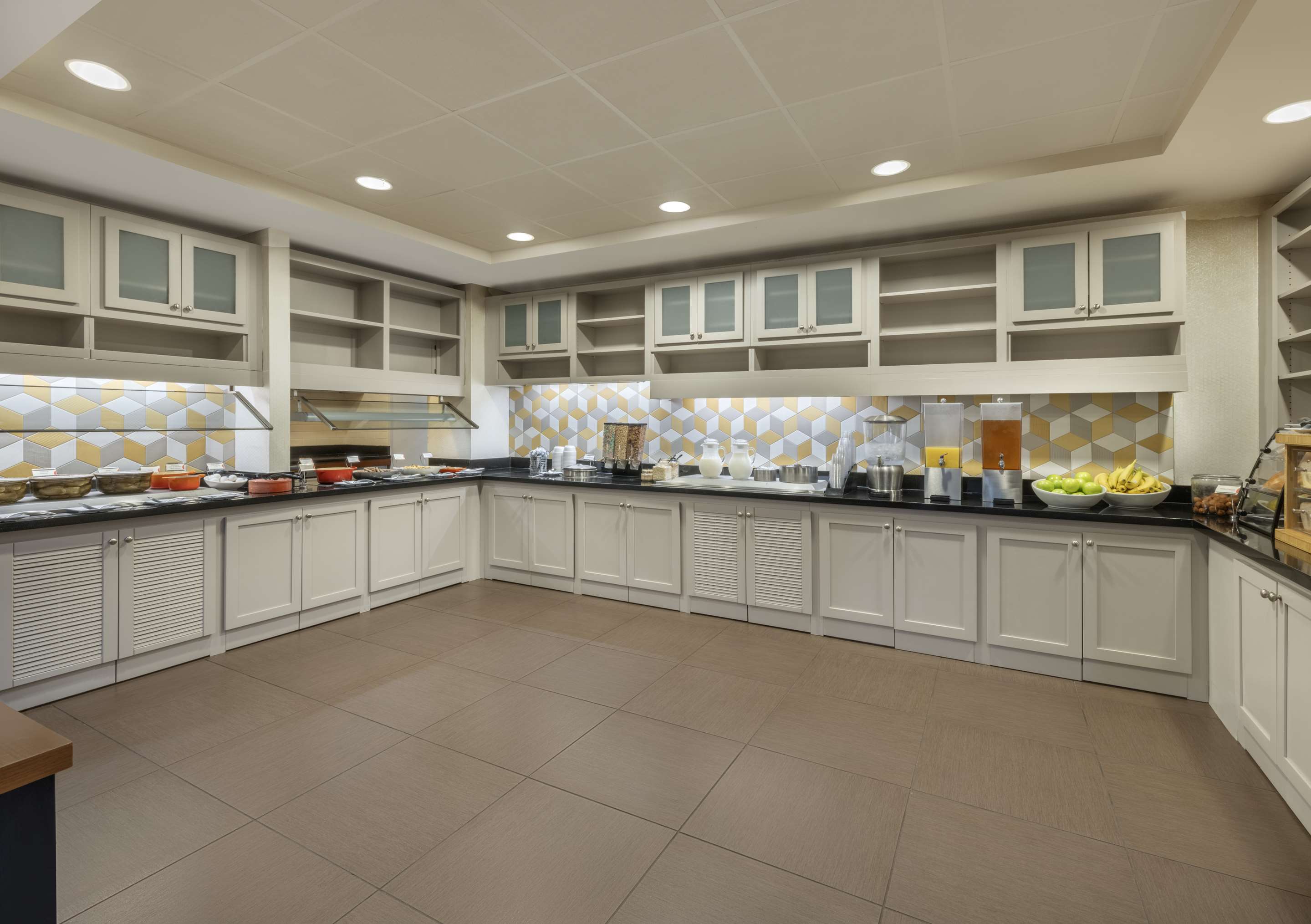 Breakfast Area | Hyatt Place Busch Gardens