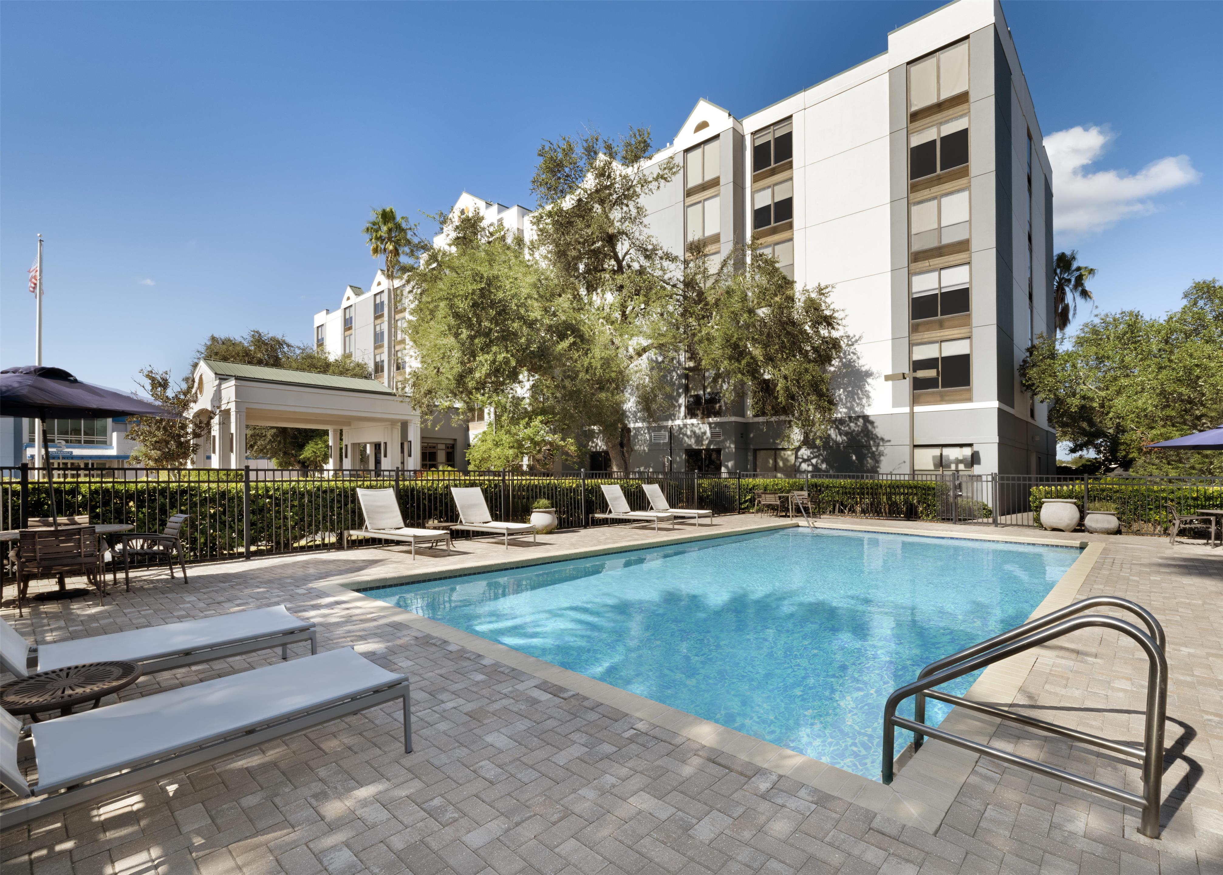 Pool | Hyatt Place Lakeland Center