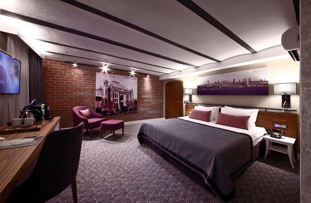 MONTANIA SPECIAL CLASS HOTEL-guestroom-Guest Room,Suite,On-Site.jpg