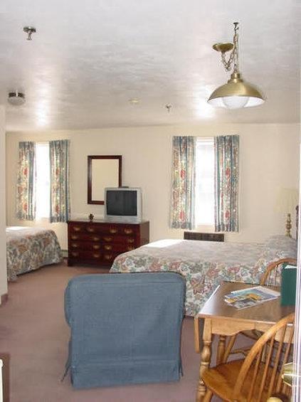  - Chocksett Inn & Restaurant Sterling