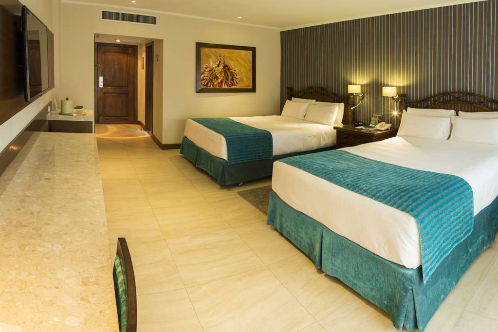 HOTEL CAMINO REAL-guestroom-Guest Room,On-Site.jpg