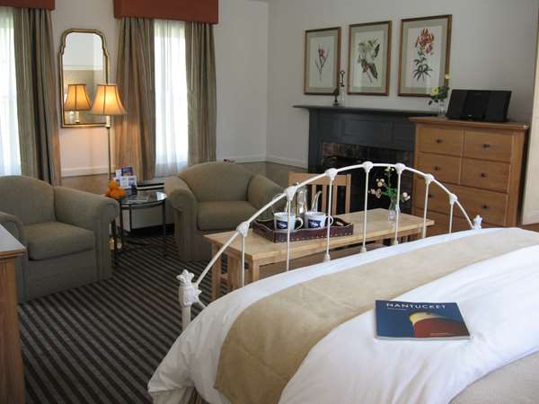 Suite - Nantucket Inn