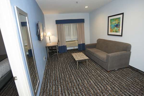 Suite - Sandwich Lodge Resort