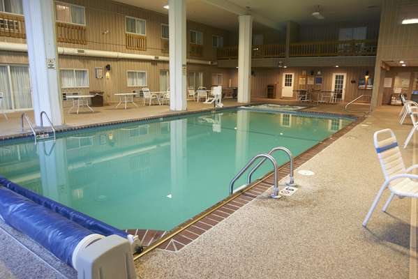 Pool - Sandwich Lodge Resort