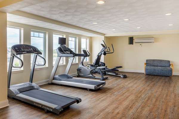 Fitness/ Exercise Room - Atlantic Beach Hotel & Suites Middletown