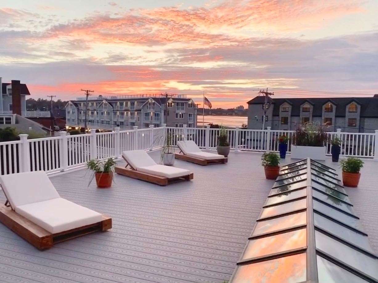 Sundeck Sunset Optimized