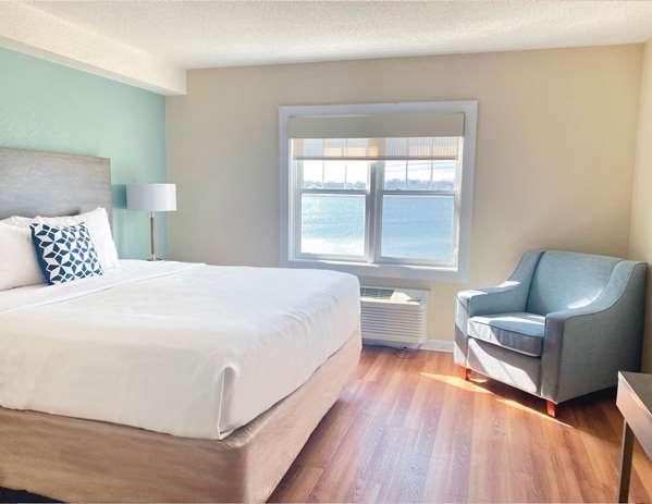  - Atlantic Beach Hotel & Suites Middletown