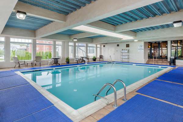 Pool - Atlantic Beach Hotel & Suites Middletown