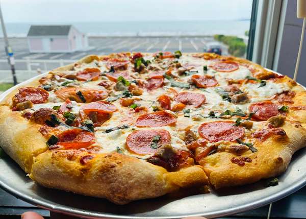 Restaurant - Atlantic Beach Hotel & Suites Middletown