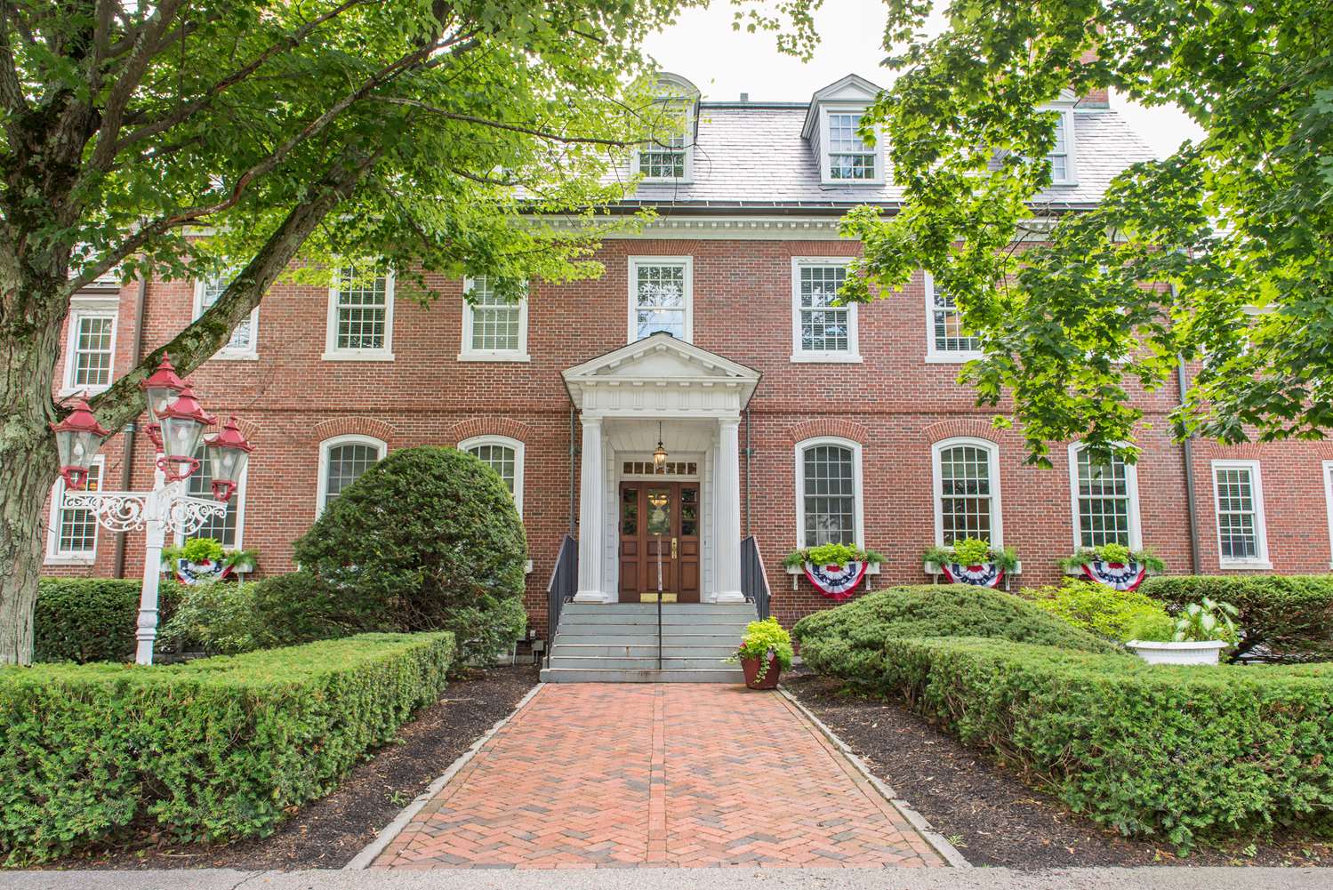 Exeter Inn, NH See Discounts