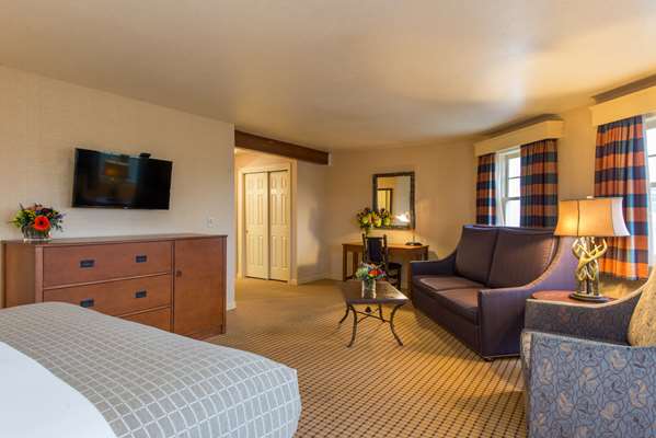 Suite - Wolfeboro Inn