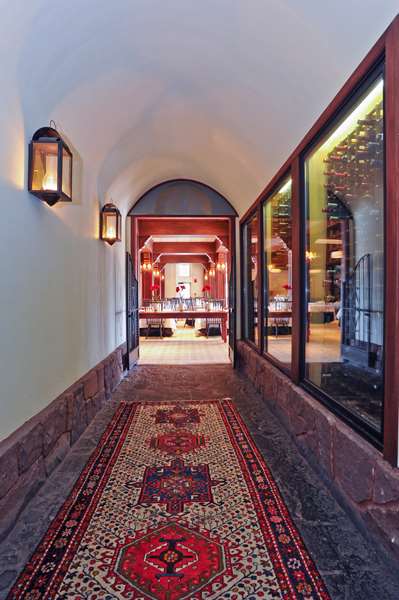 Exterior view - Simsbury Inn