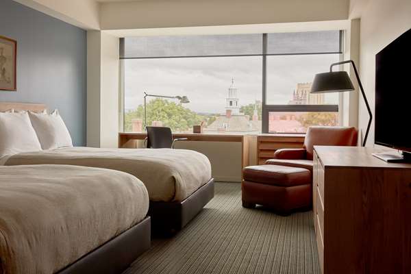  - The Study at Yale Hotel New Haven