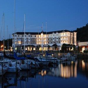 Exterior view - Watkins Glen Harbor Hotel