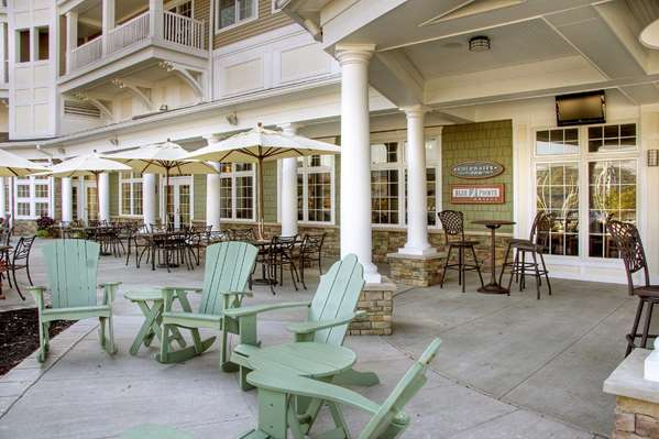 Exterior view - Watkins Glen Harbor Hotel