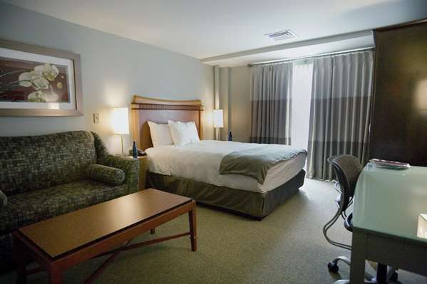  - Lancaster Arts Hotel