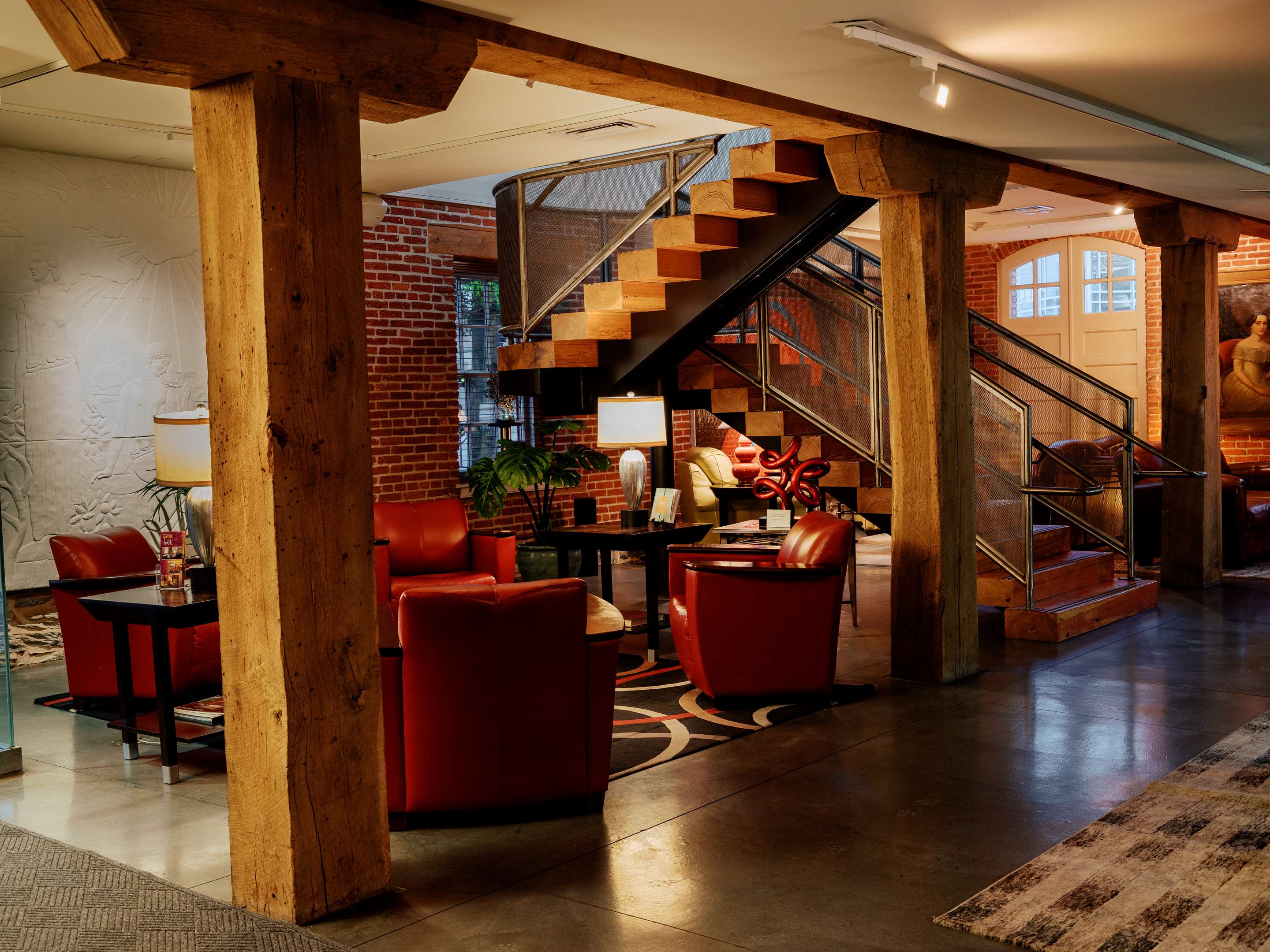 Lobby Full View | Lancaster Arts Hotel