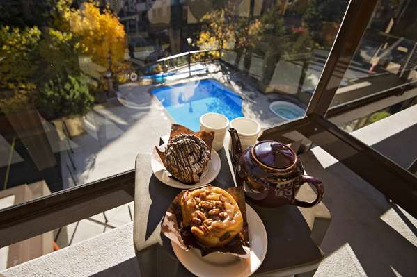 Pool - Whistler Village Inn & Suites