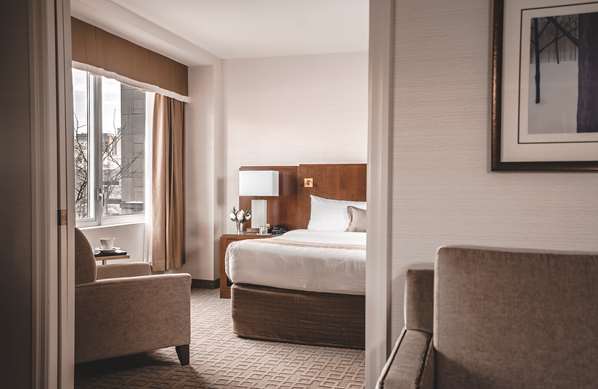 Suite - Lord Elgin Hotel Ottawa