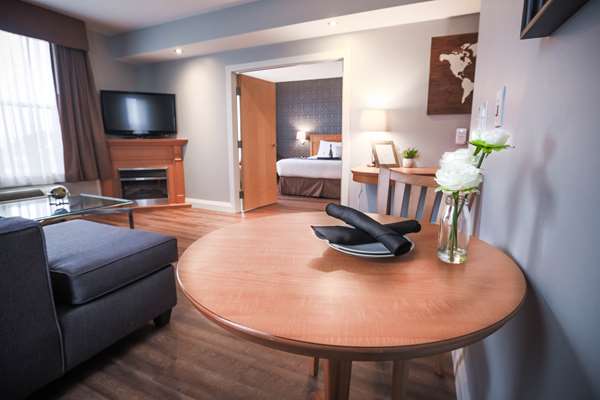  - Cambridge Hotel & Conference Centre