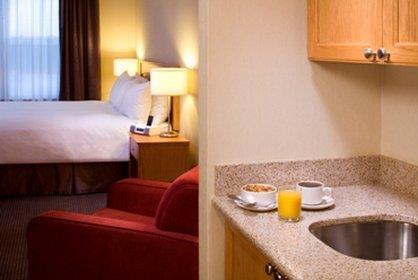  - Cambridge Hotel & Conference Centre