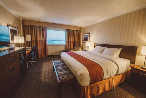  - Explorer Hotel Yellowknife